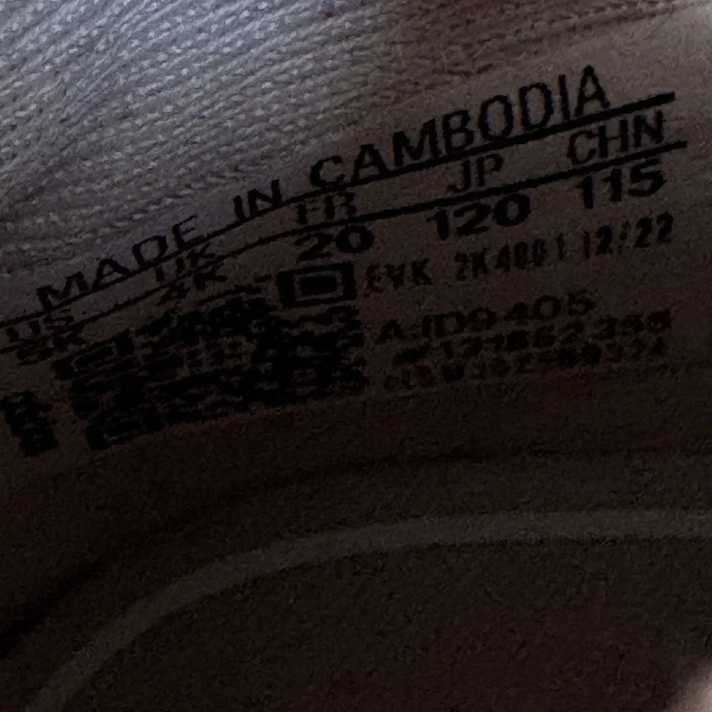 Size 5c -‎ Adidas Ozweego EL I 'Beige' ID9405 Toddler